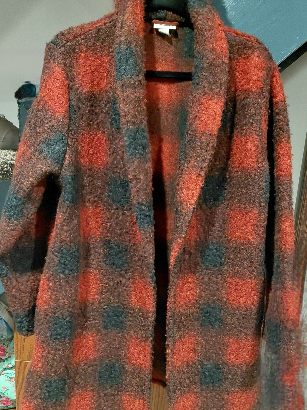 Ava & Viv Rust and Charcoal Plaid Open-Front Bouclé Coatigan